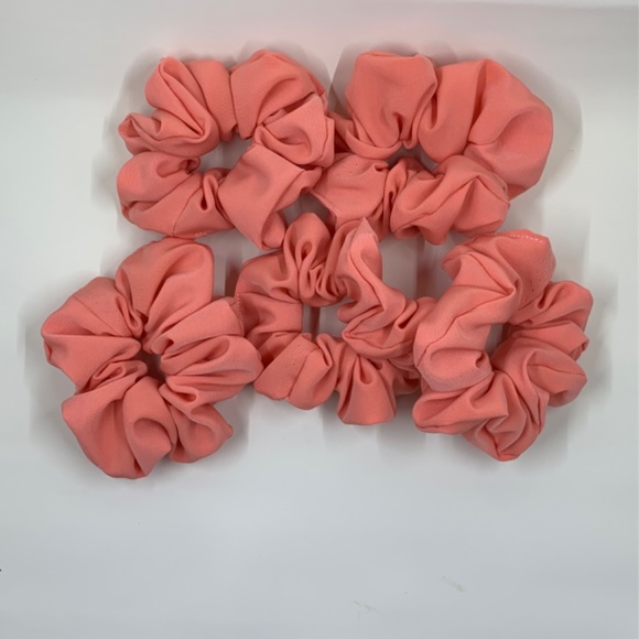 Handmade scrunchy - Picture 2 of 2